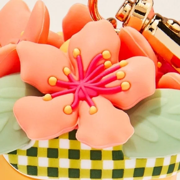 Bath & Body Works Vera Bradley Yellow Floral Rain Boot Hand Sanitizer Holder - Picture 3 of 6